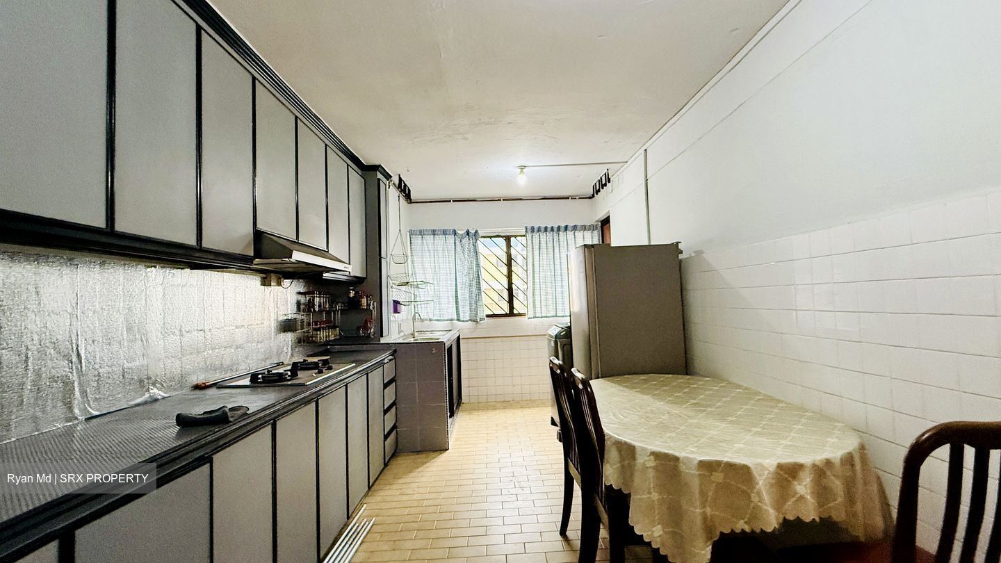 Blk 111 Hwi Yoh Ville (Serangoon), HDB 4 Rooms #566299801